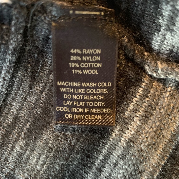 ❤️SOLD WHBM wool ruffle cardigan sweater - Picture 5 of 7